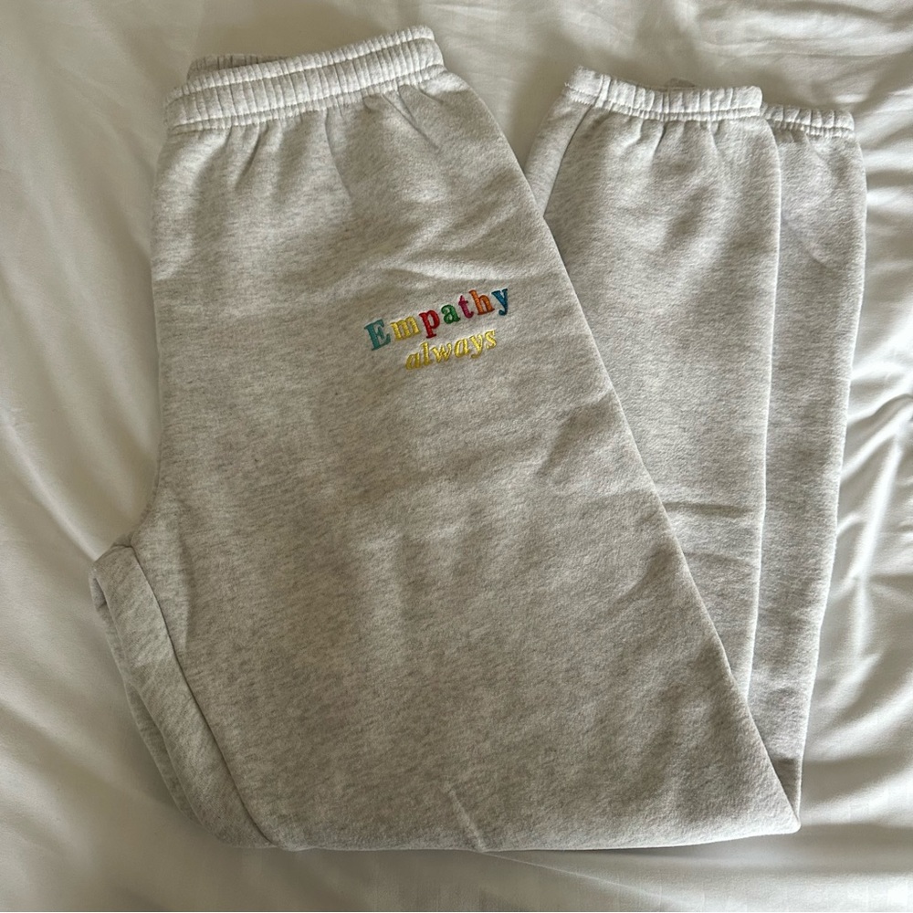 nwot Mayfair group sweatpants